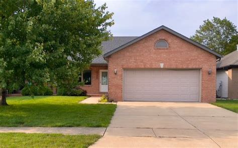 Nearby Saint Clair County City Homes. . Zillow sangamon county il